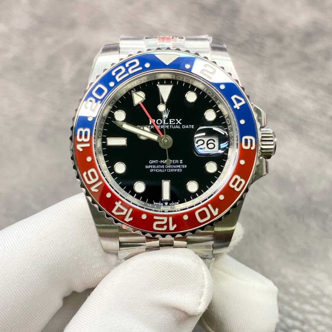 Rolex Oyster Perpetual GMT-Master II "Pepsi" 40mm 126710BLRO